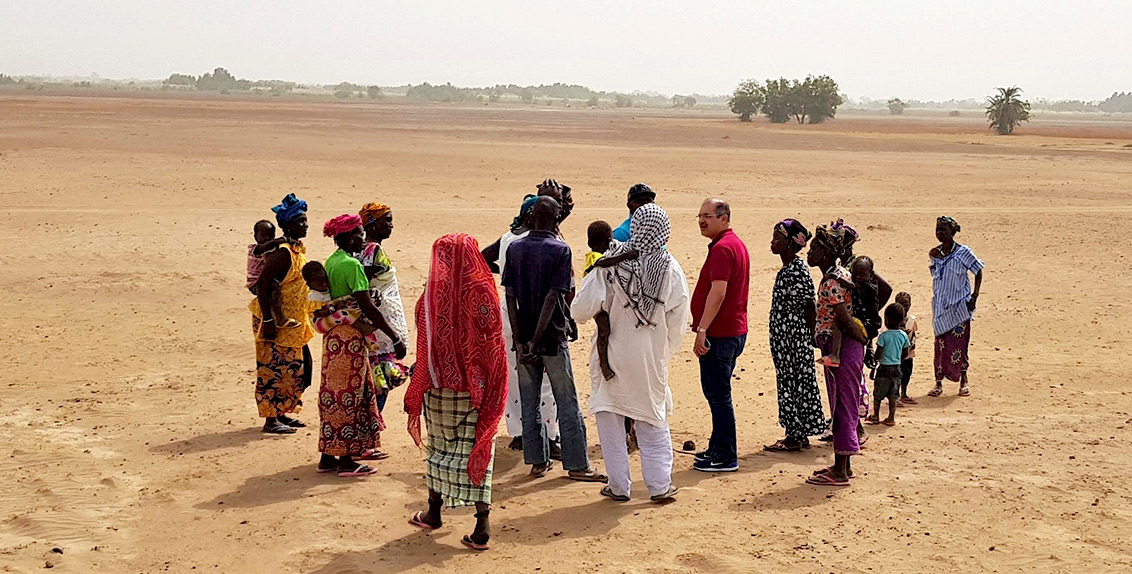 Under a four-year project called “Improving Agricultural Resilience to Salinity through Development and Promotion of Pro-poor Technologies” (or RESADE), scientists have been working with different national partners since 2019 to map salt-affected areas, conduct preliminary studies and establish best practice hubs.