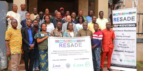 The International Center for Biosaline Agriculture (ICBA), in collaboration with the Central Agricultural Research Institute (CARI), organized a RESADE High-level stakeholder meeting in Buchanan, Liberia, from the 3rd-4th of July 2024. 